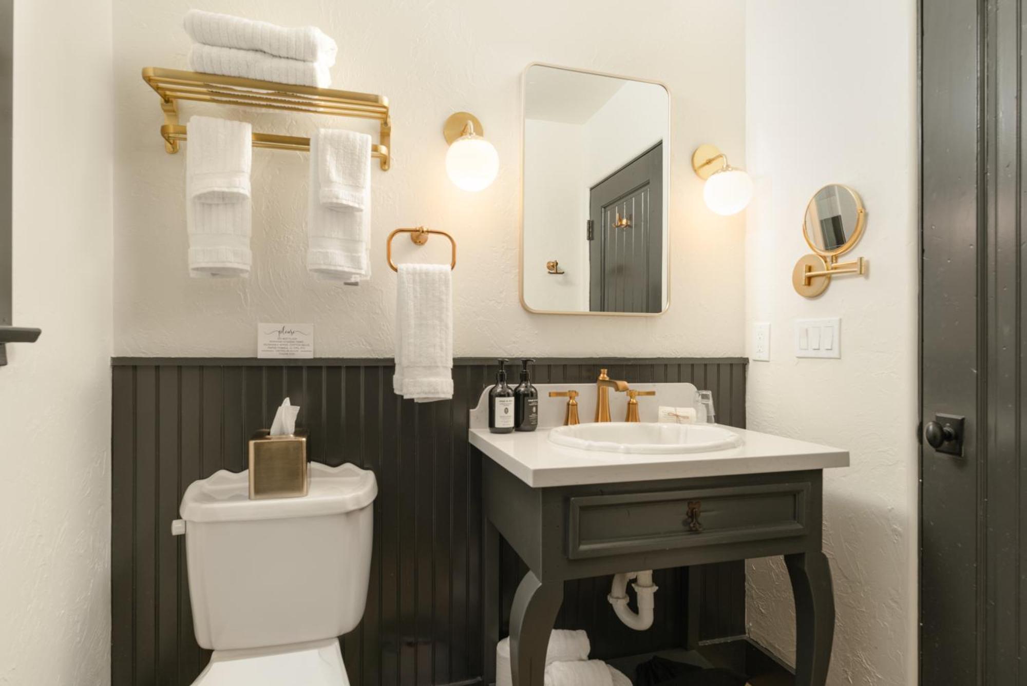 Petit Soleil - Bed, Breakfast And Bar Bed & Breakfast San Luis Obispo Eksteriør bilde